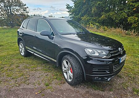 VW Touareg Volkswagen 3.0 V6 TDI R-Line, AHZ, STH, Leder