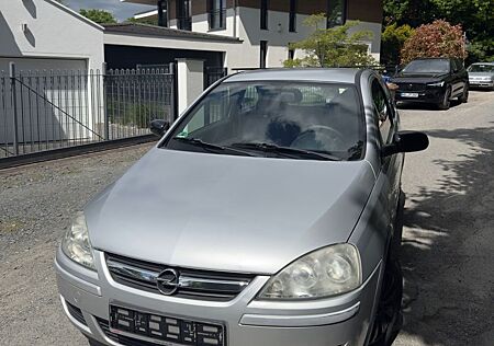 Opel Corsa 1.0 Twinport Cosmo