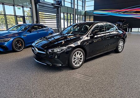 Mercedes-Benz CLA 180 Coupe, 7G-DCT, unfallfrei