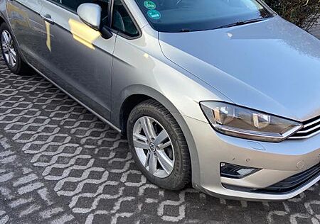 VW Golf Sportsvan Volkswagen 1.2 TSI 81kW DSG Comfortline ...