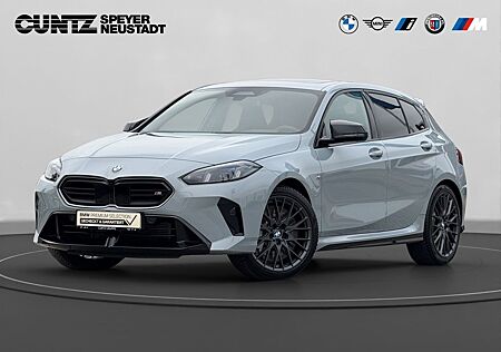 BMW M135 xDrive Harman/Kardon Panorama DrivingAssist