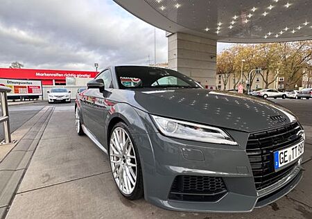 Audi TT Coupe 2.0 TDI ultra Sline