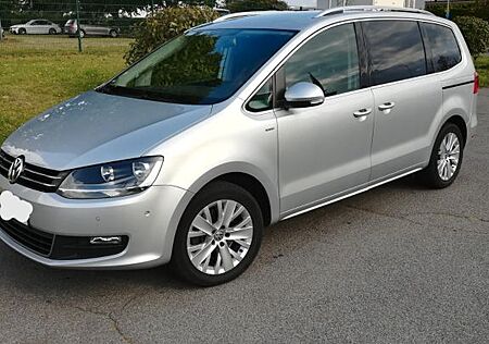 VW Sharan Volkswagen 2.0TDI 170PS. 7 Sitzer. Navi.,el Türen,