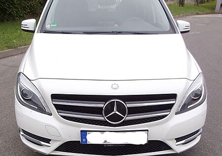 Mercedes-Benz B 180 BlueEFFICIENCY -