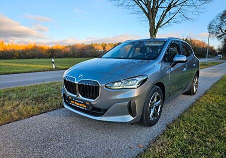 BMW 218i Active Tourer*1.HAND*KAMERA*AdpLED*DAB*AHK