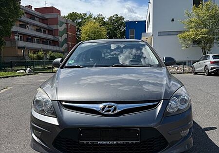 Hyundai i30 blue 1.4 Comfort