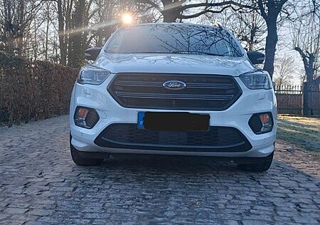 Ford Kuga 2,0 EcoBoost 4x4 ST-Line Automat ST-Line