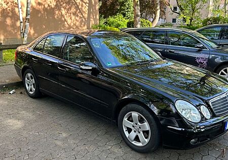 Mercedes-Benz E 200 CDI CLASSIC Classic