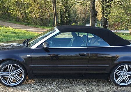 Audi A4 3.2 FSI tiptronic quattro Cabriolet -