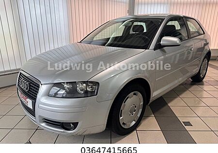 Audi A3 1.6 FSI Attraction/Klimaautomatik