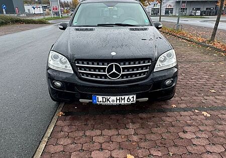 Mercedes-Benz ML 350 4MATIC -