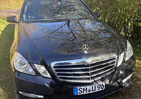 Mercedes-Benz E 350 CDI T BlueEFFICIENCY AVANTGARDE AVANTGARDE