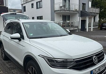VW Tiguan Volkswagen 1.4 eHybrid OPF DSG Life Life