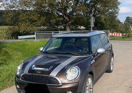 Mini John Cooper Works Clubman CLUBMAN John Coope...