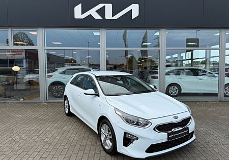 Kia Cee'd CEED 1.4T DCT7 NAVI KAM SHZ LHZ PDC