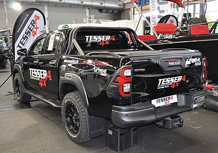 Toyota Hilux Invincible XXL Umb. TESSER 4x4 XXL + TOWERRAK