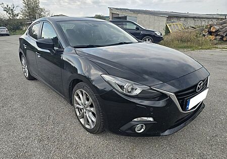 Mazda 3 2.2 SKYACTIV-D 150,ALU18",BOSE,KEYLESS,HEAD UP