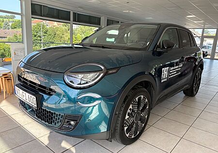 Fiat 600 Hybrid La Prima