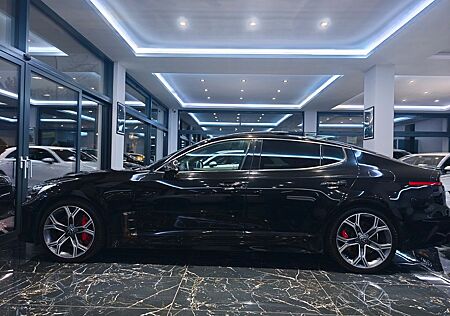 Kia Stinger GT 4WD PANO SHZ 360° ATM
