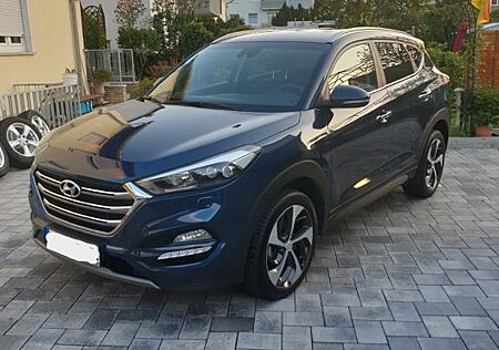 Hyundai Tucson Premium 4WD+Navi+Kamera