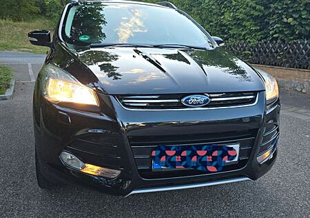Ford Kuga 2,0 TDCi 4x4 103kW Titanium Titanium