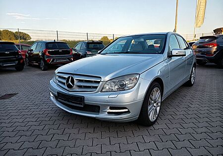 Mercedes-Benz C 250 CGI Xenon+Klima+NAVI+SHZ+BT+FSE+PDC+ALU+AL