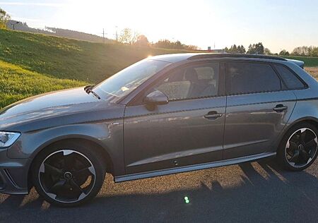 Audi A3 1.6 TDI Sportback S line / Xenon / Keramik ..