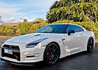 Nissan GT-R 3.8l Black Edition Godzilla Pearl White