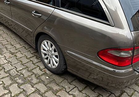 Mercedes-Benz E 280 CDI 4MATIC T AVANTGARDE