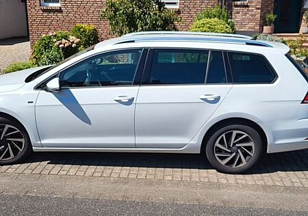 VW Golf Volkswagen 1.6 TDI Join Variant Join