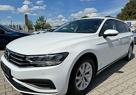 VW Passat Variant Volkswagen Passat Var 2.0TDI Conceptline Navi PDC Kamera