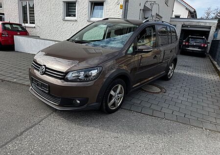 VW Touran Volkswagen Cross 7 sitzer