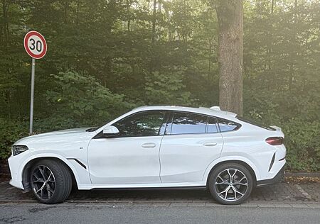 BMW X6 xDrive30d -