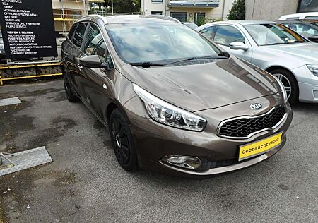 Kia Cee'd Sportswagon Ceed SW / cee d SW Ceed SW 1.6 GDI World Cup Edi