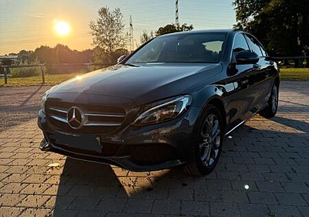 Mercedes-Benz C 180 "Liebhaberauto" AVANTGARDE AVANTGARDE