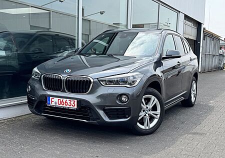 BMW X1 xDrive18d Sport Line Pano/Leder/Navi/LED/PDC