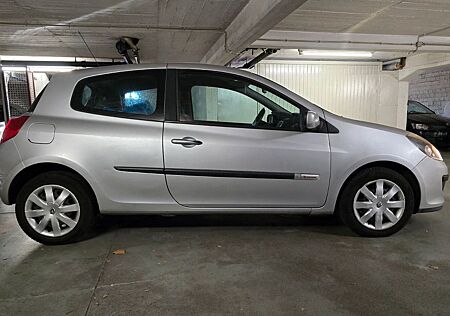 Renault Clio by RIP CURL 1.2 16V