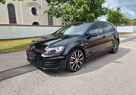 VW Golf Volkswagen VII Lim. GTI Performance BMT *DSG-1. Hand!*