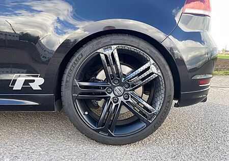 VW Golf Volkswagen 2.0 TSI R DSG Cabriolet R