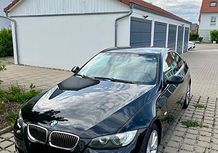 BMW 325i Coupé -