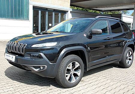 Jeep Cherokee 3.2 V6 200kW 4x4 Trailhawk Autom.