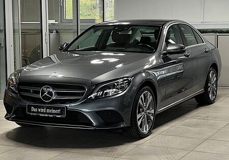 Mercedes-Benz C 300 C 300de Limo Avantgarde LED HEADUP+NAVI+PDC&KAM+