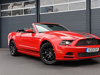 Ford Mustang V6 3.7 Cabrio/Xenon/PDC/R18