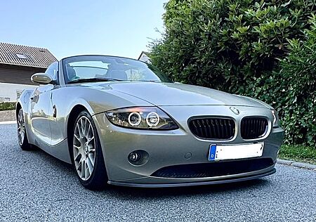 BMW Z4 2.2i -