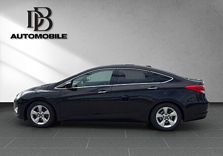 Hyundai i40 Style Automatik*Navi*Kamera*8xALU*SHZ*AHK*