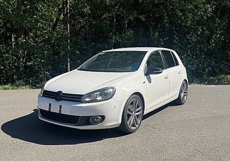 VW Golf Volkswagen 2.0 TDI DSG R-Line