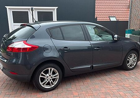 Renault Megane LIMITED 1.6 16V 110 LIMITED