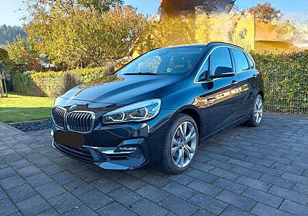 BMW 2er 220i Active Tourer Aut. GARANTIE bis 05/26 AHK