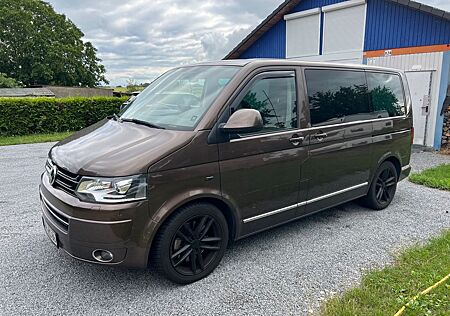 VW T5 Multivan Volkswagen Highline / AHK / Standheizung