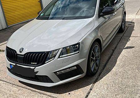 Skoda Octavia 2.0 TSI DSG RS COMBI RS